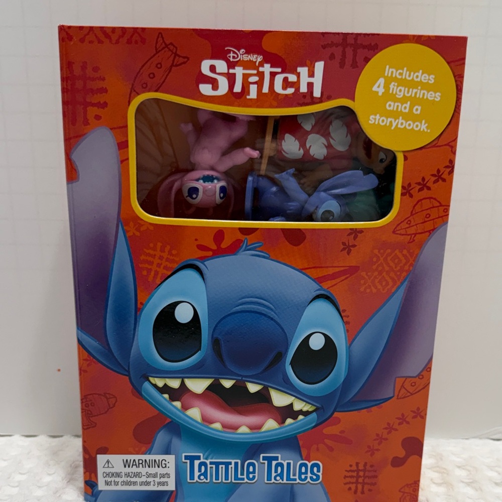 Disney Stitch Tattle Tales Playset with Blue and Purple Figures